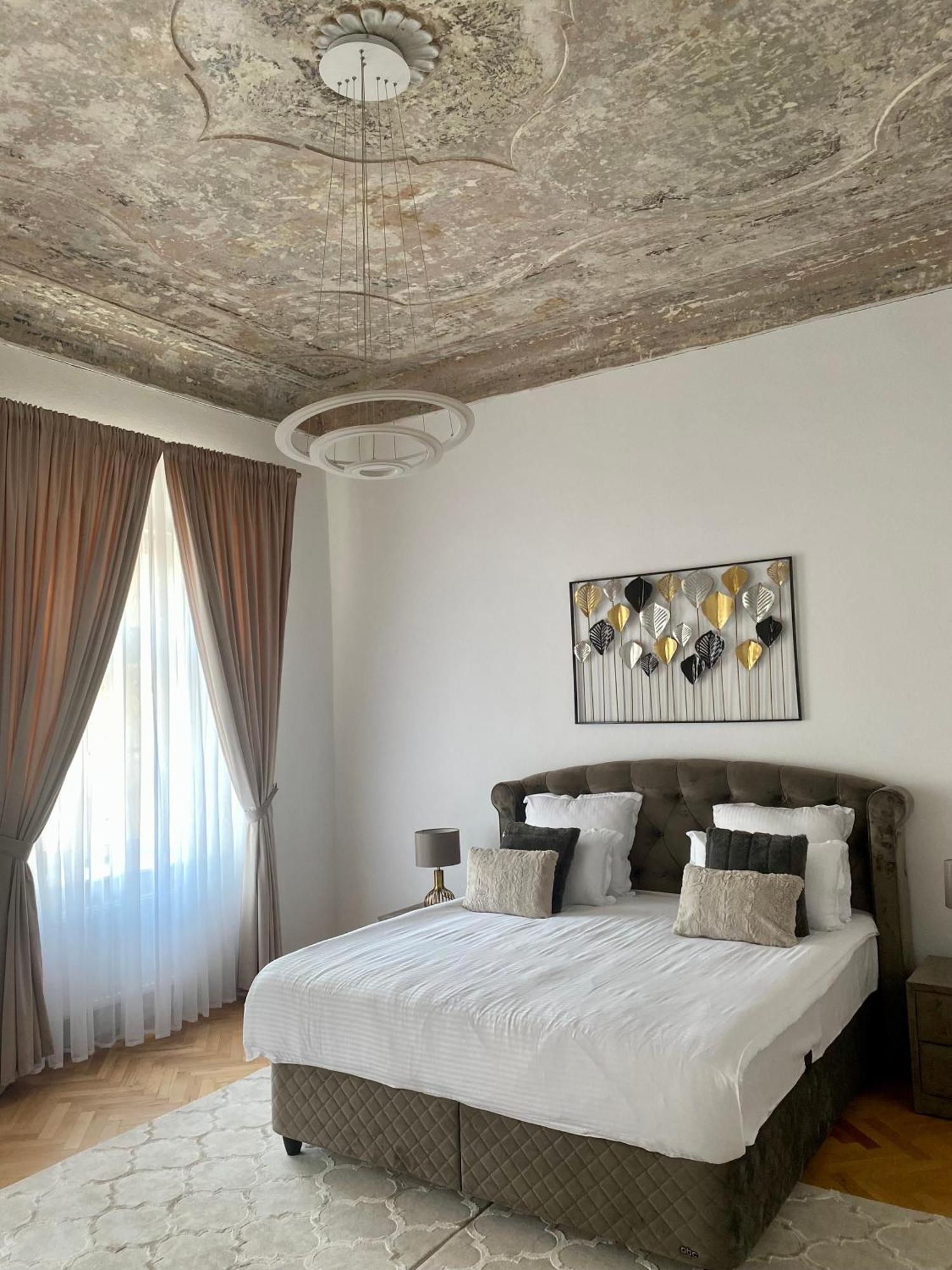 Schiller Rooms Sibiu Buitenkant foto