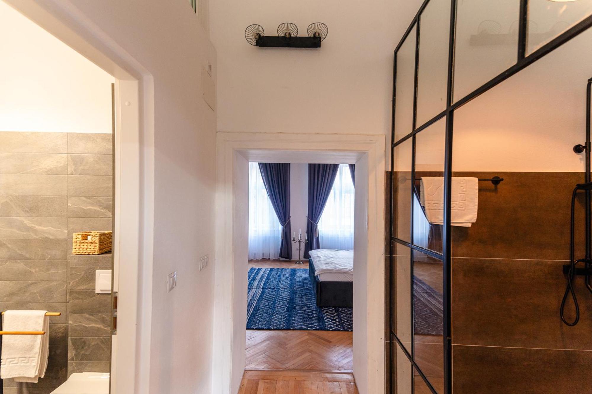 Schiller Rooms Sibiu Buitenkant foto