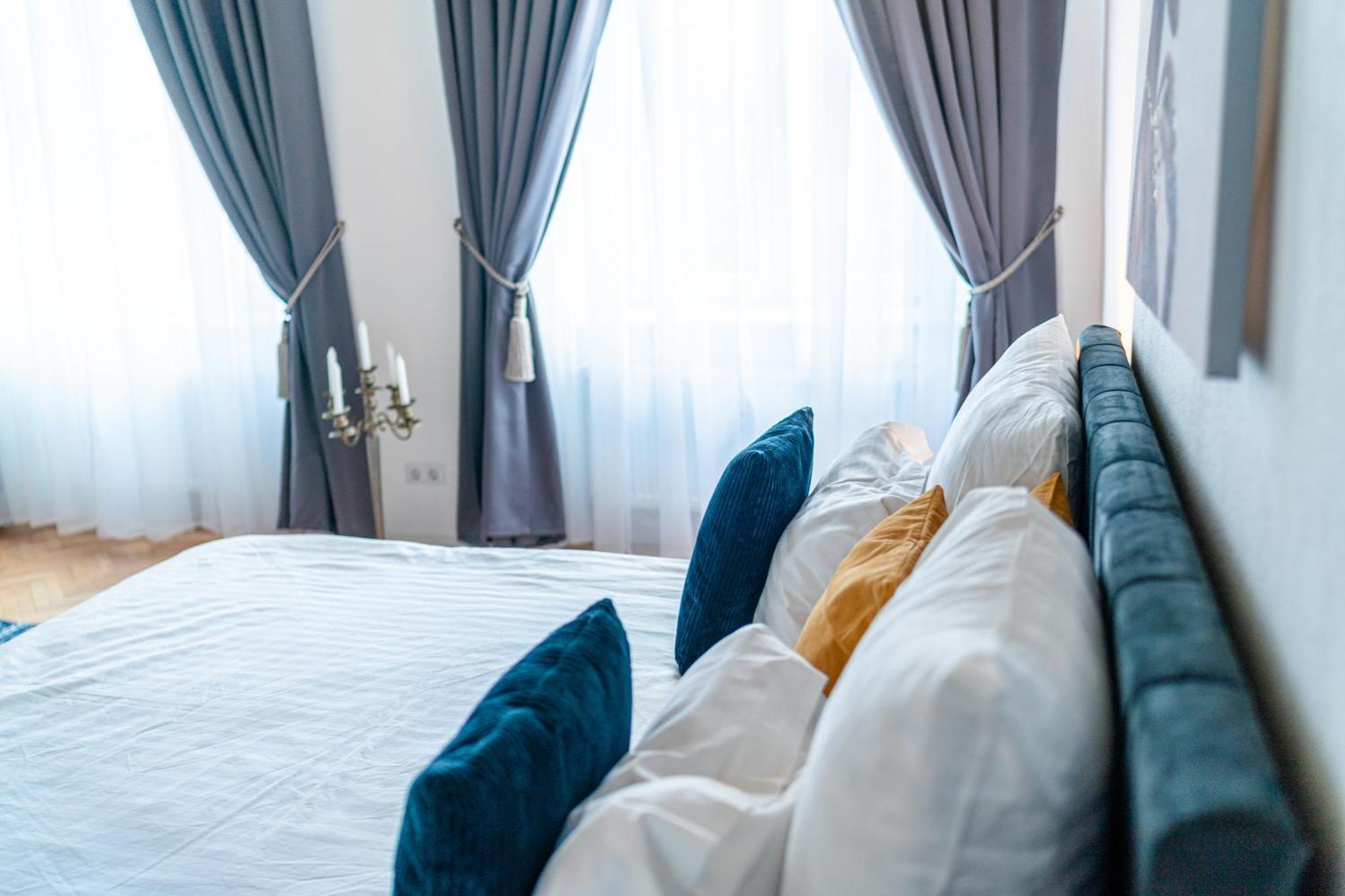Schiller Rooms Sibiu Buitenkant foto